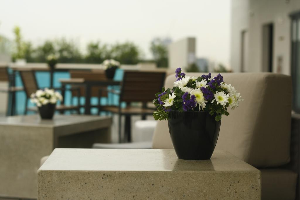 Privato Quezon City Exterior photo