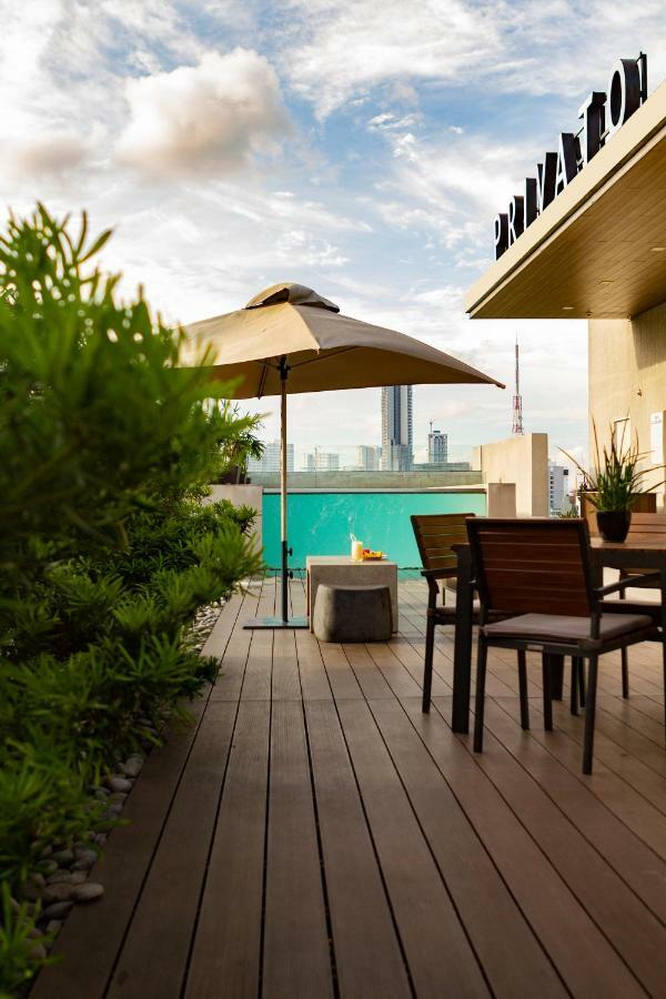 Privato Quezon City Exterior photo