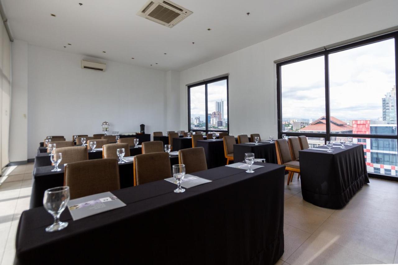 Privato Quezon City Exterior photo